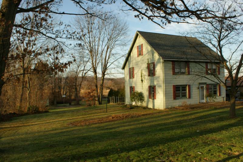 ECM REALTY Professional Housing for the Greater Williamsport Area